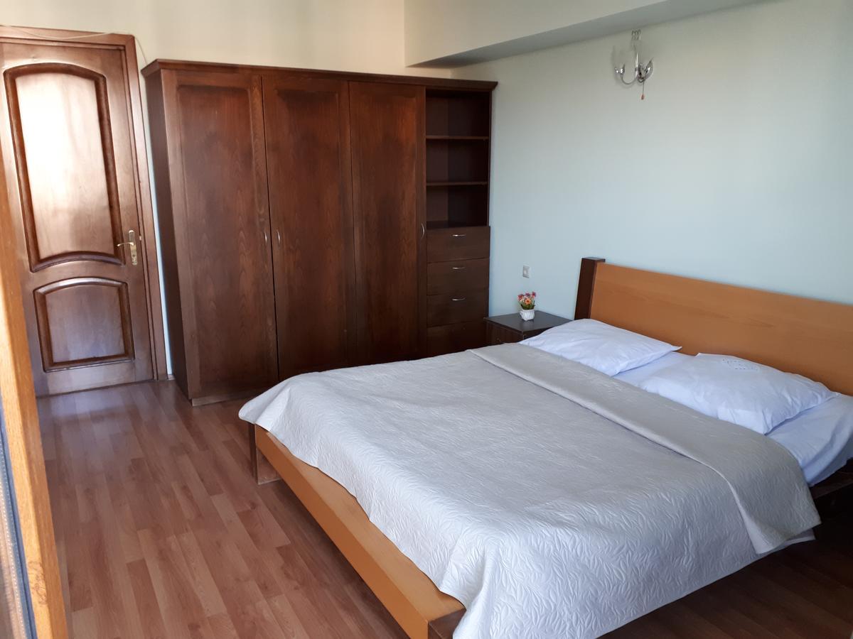 Apartment Archil Батумі Екстер'єр фото